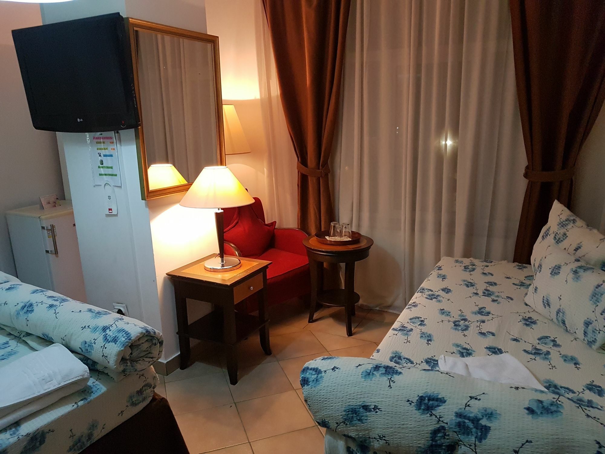 Hostel Litovoi Bükreş Dış mekan fotoğraf